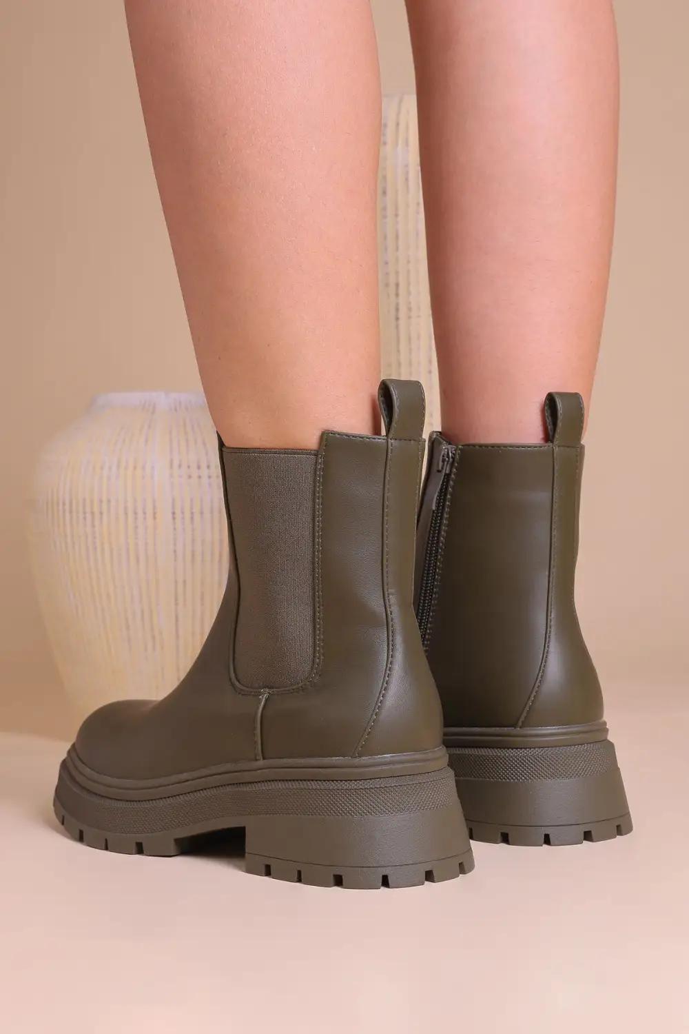 Lionara Chelsea Boots