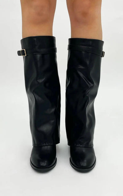 Livara Boots with Belt
